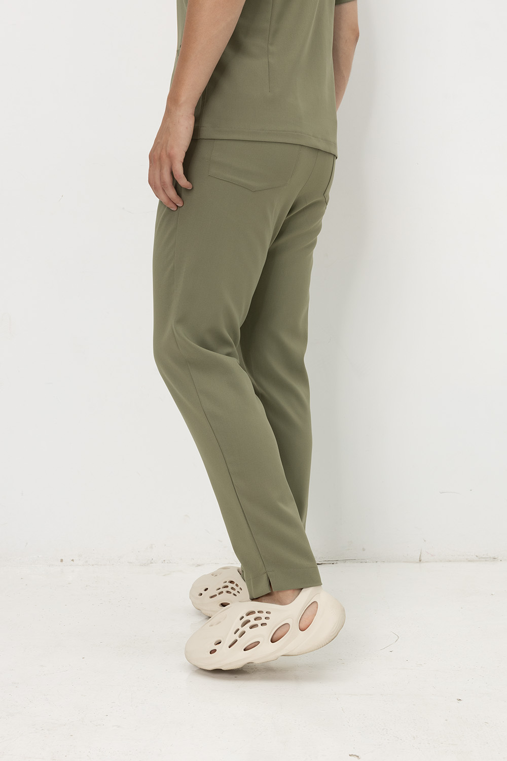 Spodnie Medyczne Męskie Basic - Olive Drab - obrazek 2