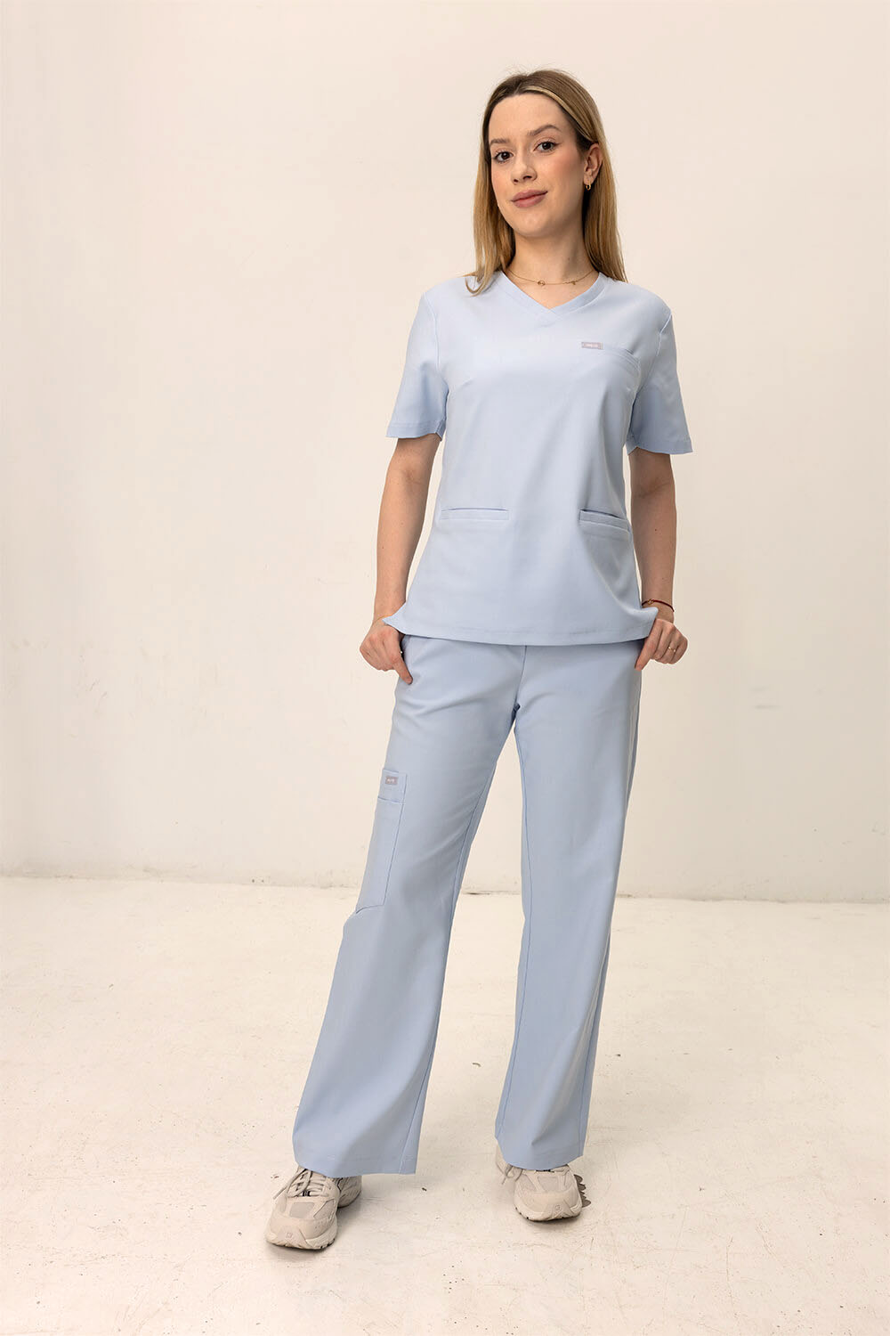 Bluza Medyczna Basic Damska - Baby Blue - obrazek 4